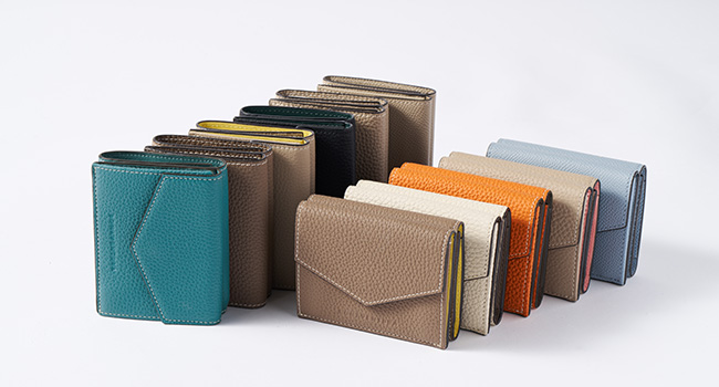 新品同様✨ボナベンチュラ スモール ラウンドジップ ウォレット [グレー ] BONAVENTURA（ボナベンチュラ）の「メンズ スモール ラウンドジップ