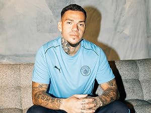 PUMA Manchester City Cusuals Hoodie Tshirt Jacket Pants