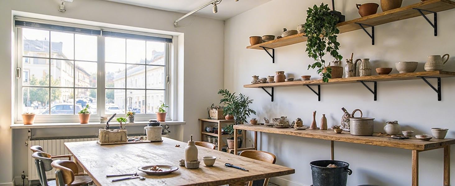 Display effect of the bracket in the studio