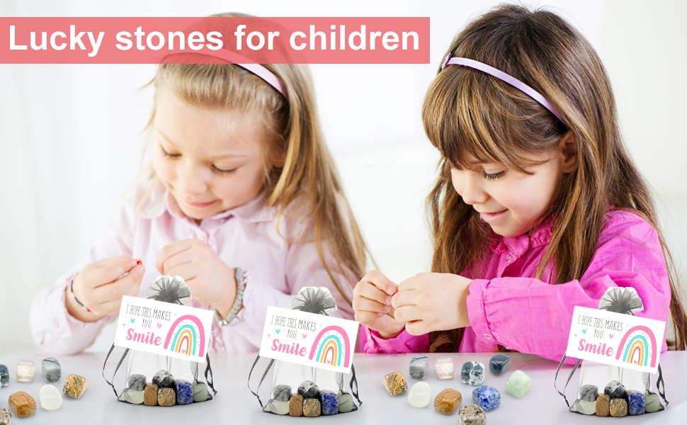 JABNOW 36 Pezzi Set Di Pietre Portafortuna, 12 Pietre Colore Portafortuna Per Bambini, 12 Sacchetti Di Iuta, 12 Cartellini Per Animali, Pietra Magica Regalo Per Feste Di Compleanno Per Bambini - Foto 12