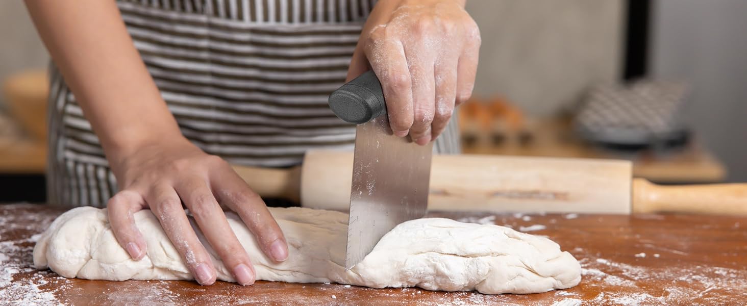 Bench Scraper &amp; Chopper