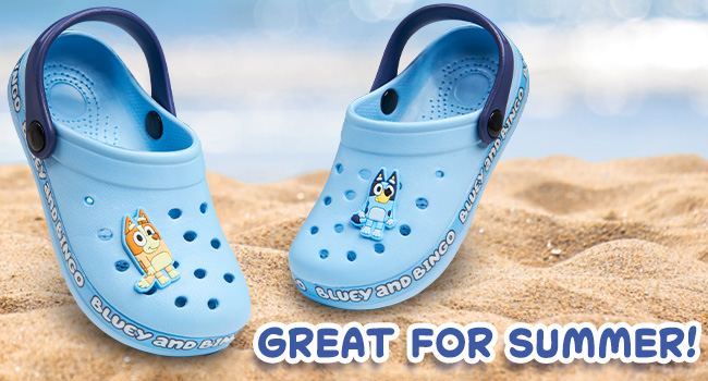 Bluey Girls Clogs with Removable Fur Lining & Charms Garden Shoes - Girls Gifts 12 Bluey Girls Clogs with Removable Fur Lining and Charms