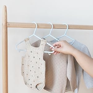 Blue Wheat Straw Hangers
