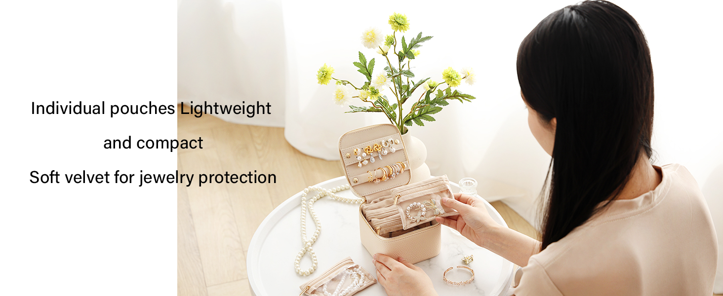 travel jewelry case