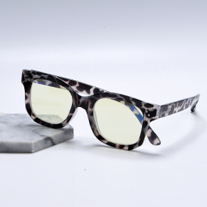 Blue light blocking reading glasses