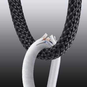 Strong and Tangle Free