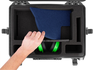 console accessory divider