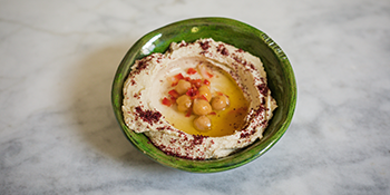 sumac hummus middle eastern medditerranean cuisine