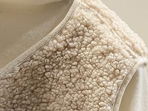 Photo macro très rapprochée d'un motif de texture d'un matériau cristallin ou granulaire blanc.