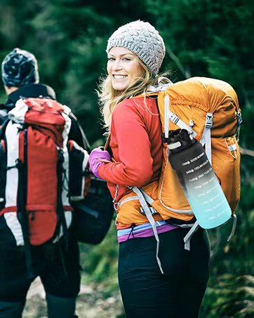 Bouteille d'eau avec cordon