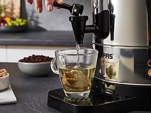 Text reads 'Image 4'. Coffee or espresso preparation sequence showing liquid being dispensed into clear glass cups on dark surface.