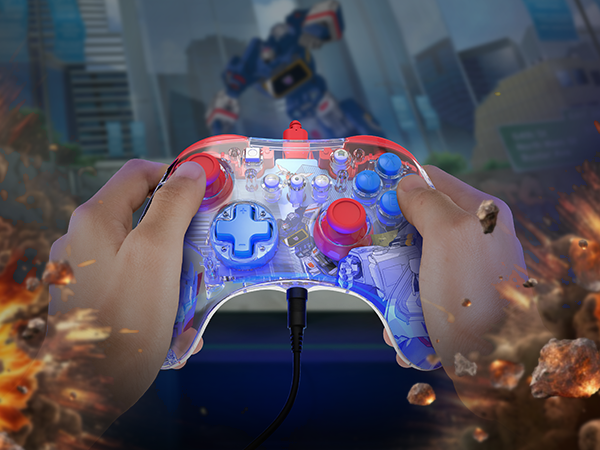 PDP REALMz™ Wired Controller: Optimus Prime City Battle For