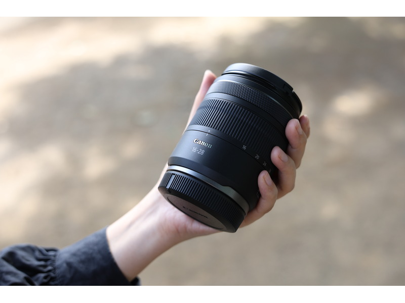 【CANON】キヤノン RF16mm F2.8 STM Amazon.com : Canon RF16mm F2.8 STM Lens, Ultra Wide-Angle