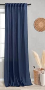 Marineblaue Leinenvorhänge