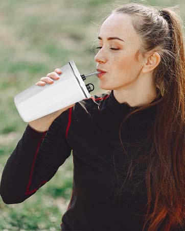 600ml Coffee Cup with Straw and Lid