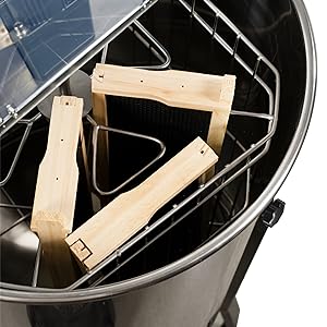 BEE-V004E Frames in Honey Extractor