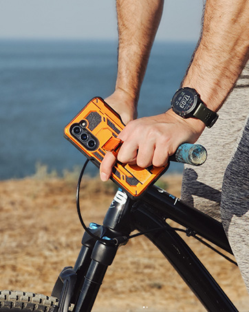 Poetic iPhone 15 Guardian Case