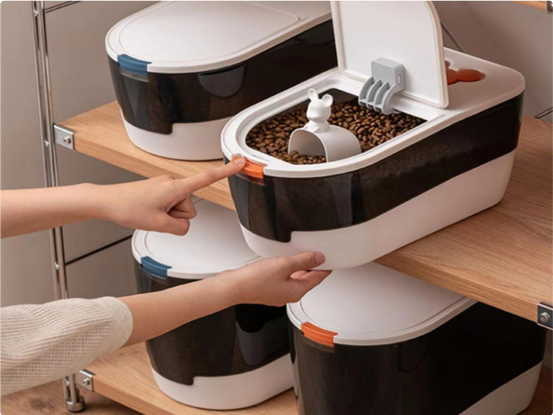BNOSDM Airtight Cat Food Storage Container for Pet Dog