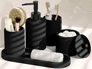 Second alternative view of bathroom set