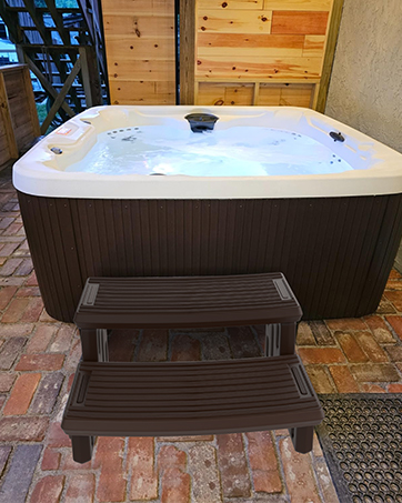 Outdoor Spa Steps