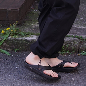 ☆lalala☆oofos ウーフォス ノマド 24cm(W7) Amazon | (ウーフォス) OOFOS OOMEGA NOMAD 2000440102222-fba