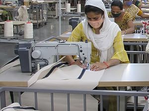 Small manufacture image 3