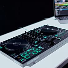Roland DJ-202 Two-channel Four-Deck DJ Controller 5 IMG 3
