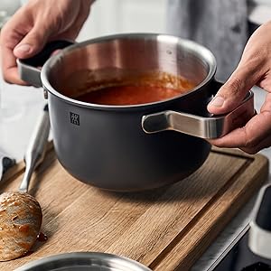 最終値下げ　新品　未使用　ZWILLING COOKWARE SET 3点セット Zwilling | ツヴィリング からのZwilling Cube 鍋 3点セット