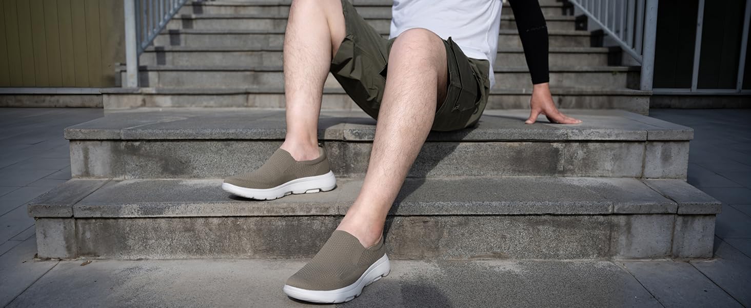 Athletic mesh fabric upper