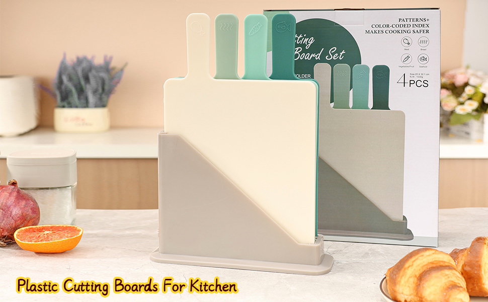 4-Pieces Plastic Cutting Boards
