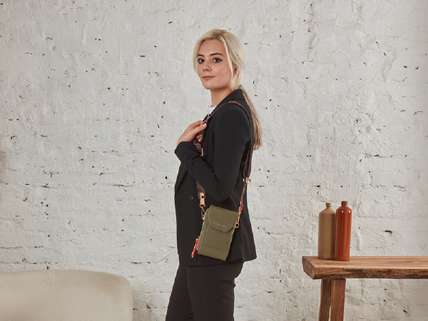 Bugatti, Ella, crossover, purse, small bag, small bag, purse, wallet, crossbody, purse