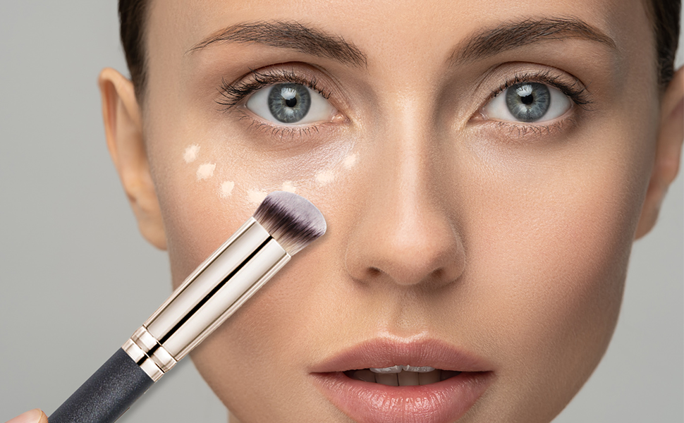 Makeup Brush Dpolla Pro Foundation Brush and Flawless