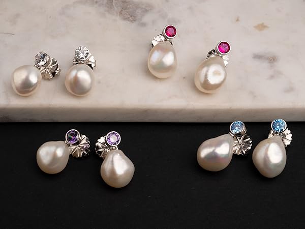 韓国【TORTOISE】(silver925) Villandry Pearl Ball Earrings 톨토이즈][Silver925] Villandry Pearl Ball Earrings (#silver