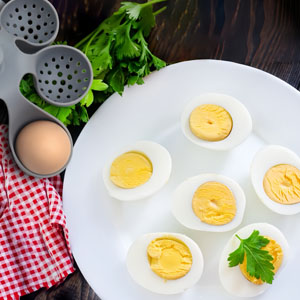 Silicone egg cooker for perfectly boiled eggs and easy to peel
