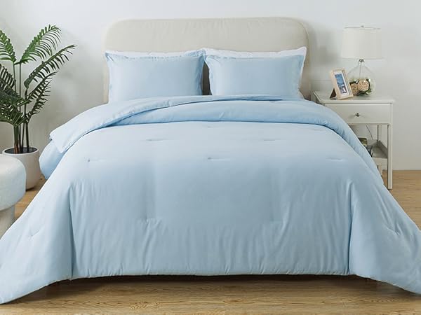 布団・毛布 TAKASHIMAYA PREMIUM DOWN COMFORTER 布団・毛布 TAKASHIMAYA PREMIUM DOWN COMFORTER Shop Duvet +