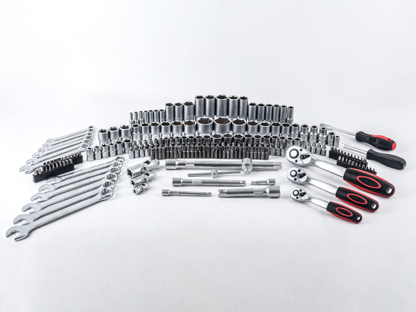 ⭐️ M A I @ SHOP ⭐️ Amazon.com: XHTT 216 Pieces Mechanic Tool Set,1/4