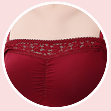 Lace deatiling on neckline