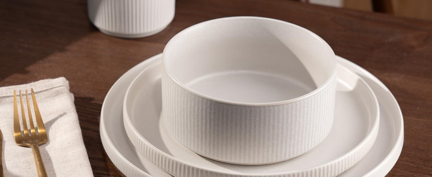 dinnerware set