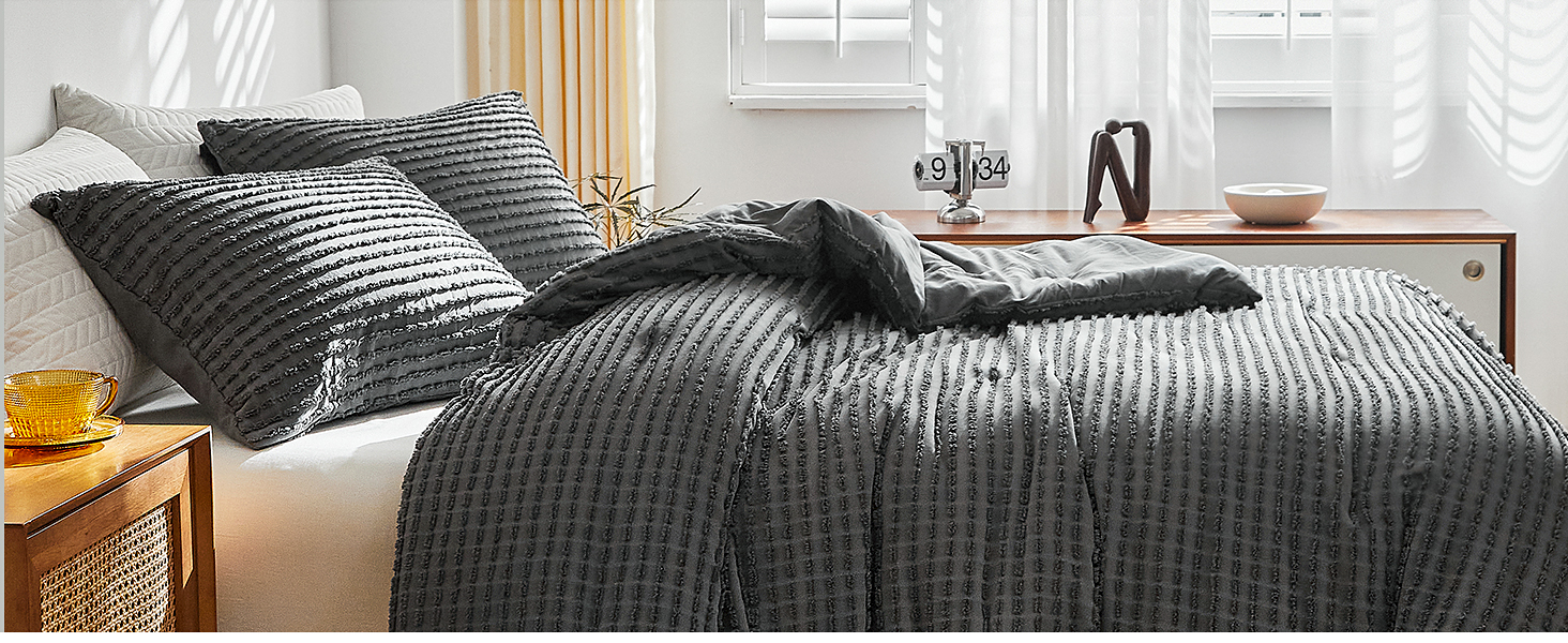 WARMDERN King Comforter Set Grey Boho Stripe Comforter Lightweight