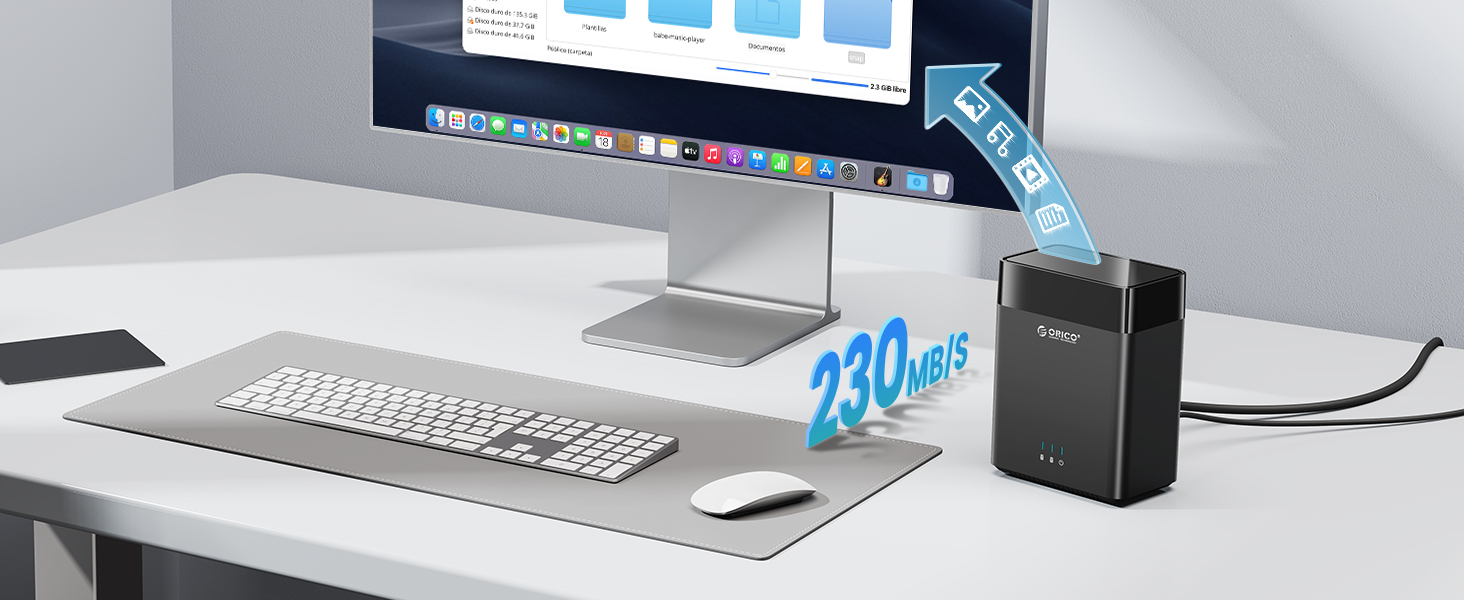 a desk with a mouse and a mouse