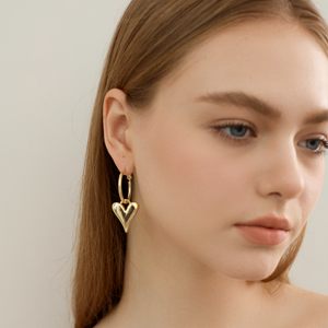 Veotain heart earrings