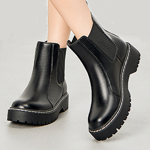 Matte Leather Lug Sole Boots