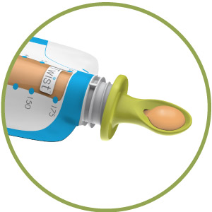Foodii Squeeze spoon attached to pouch