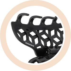 Support ou support de vélo géométrique noir avec motif en nid d'abeille et multiples crochets de fixation. La marque Dessange est visible sur la surface.
