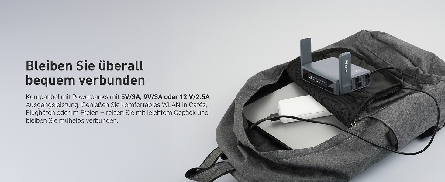 Graue Kopfhörerhülle oder -halterung mit Kabelführungsfunktionen, identisch mit Bild 1, abgebildet vor hellem Hintergrund.