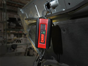 Schumacher SP1356 3A 6V/12V Fully Automatic Battery Charger and Maintainer