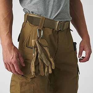 GORE-TEX INFINIUM カーゴショートパンツ オリーブ 3560000029354_0305.jpg