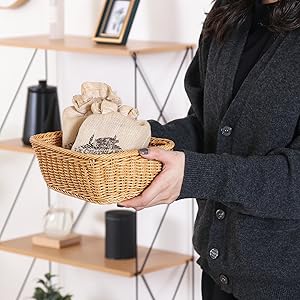 Amazon｜不二貿易 収納バスケット スクエア 幅23×奥行17×高さ8cm
