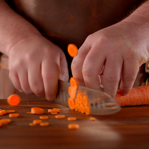 Everblade knife makes easy work of cutting vegetables