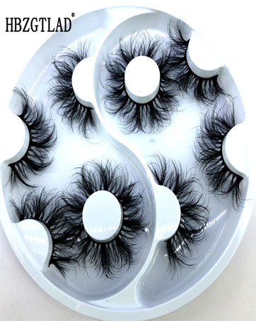 High quality eyelashes, handcrafted, made of fine fiber material